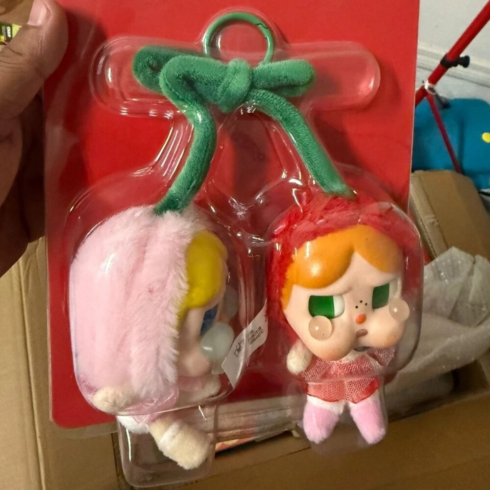 POPMART CRYBABY CRYING FOR LOVE Series Plush Pendant Love You Cherry Much ro